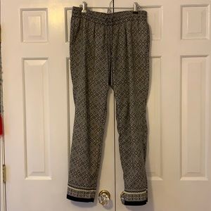 Pull-on geometric pattern pants